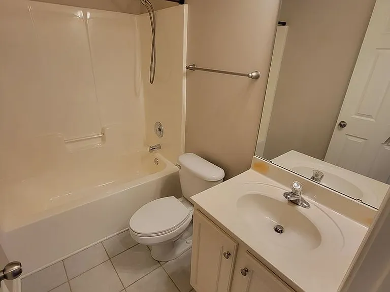 104 Stone Cottage Dr — Photo 12