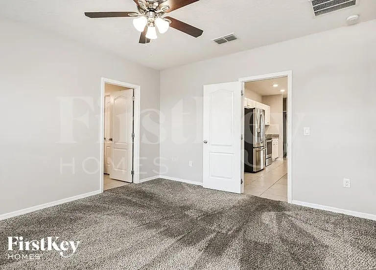 2212 Red Rock Ct — Photo 10