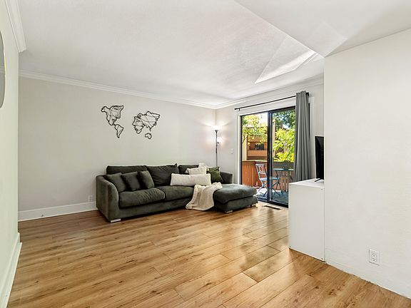 5th image of 6859 S Countrywoods Cir #E17
