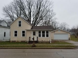 742 Wisconsin Dr, Jefferson, WI 53549