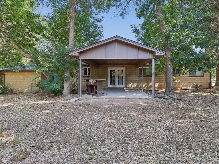 633 E Stuart St — Photo 23