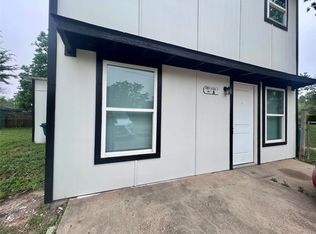 207 S Avenue A #A, Willis, TX 77378