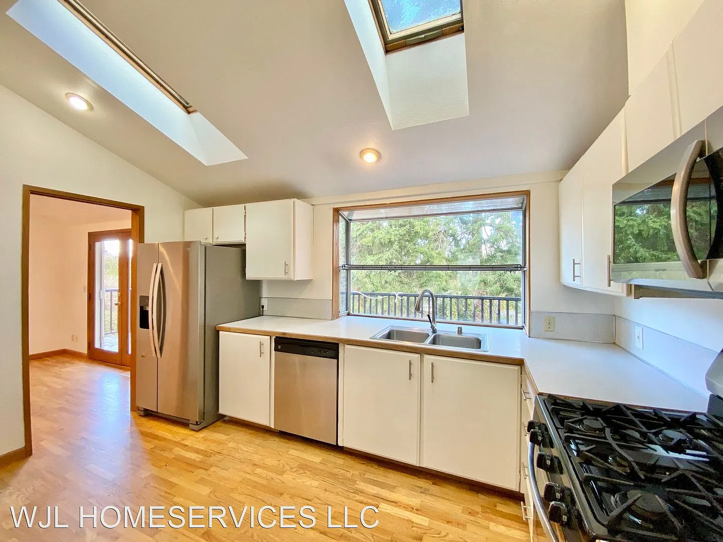 1524 172nd Pl NE photo 1