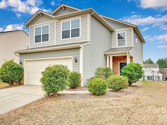 3rd image of 13718 Porter Creek Rd