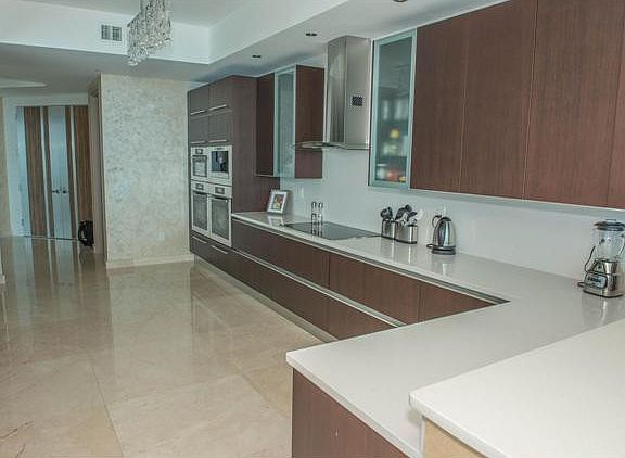 4th image of 2711 S Ocean Drive #3705