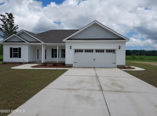 114 Pattie Ln, Maysville, NC 28555