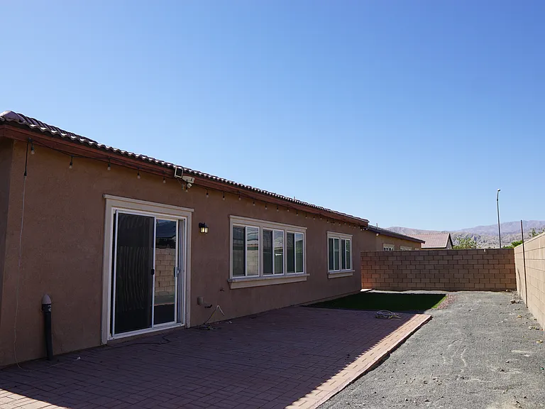 42696 Saragoza Ct — Photo 33