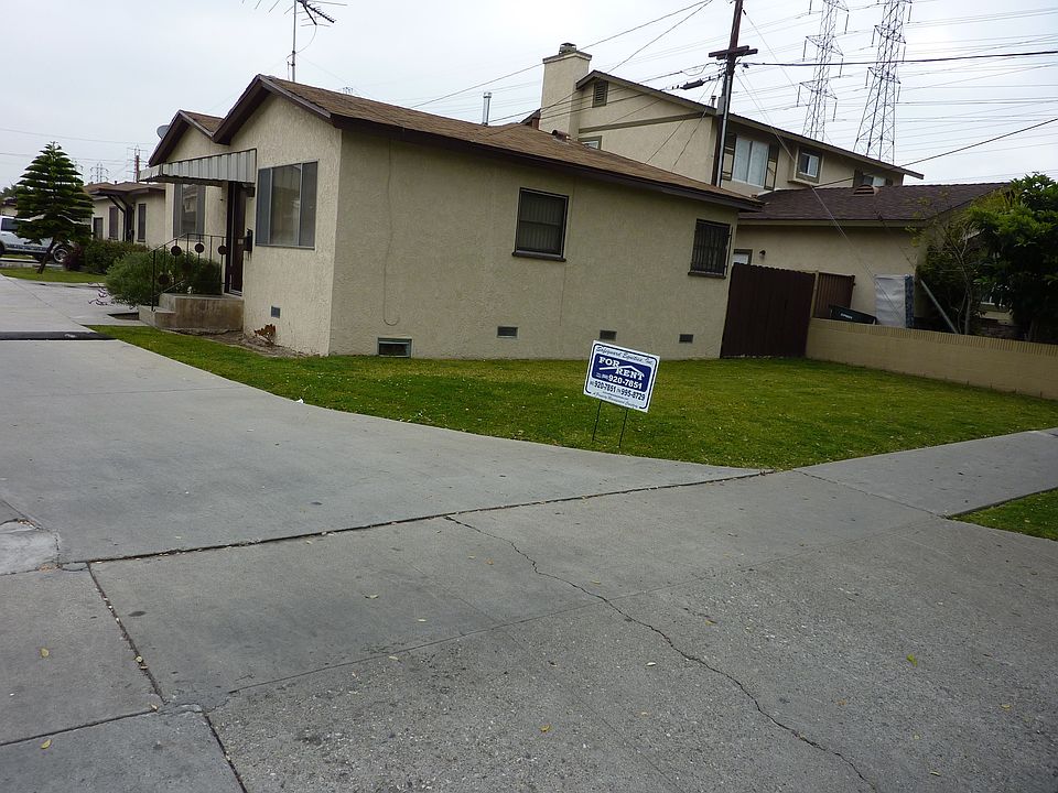 1st image of 8819 Rose St