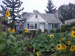 3707 29th Ave W, Seattle, WA 98199