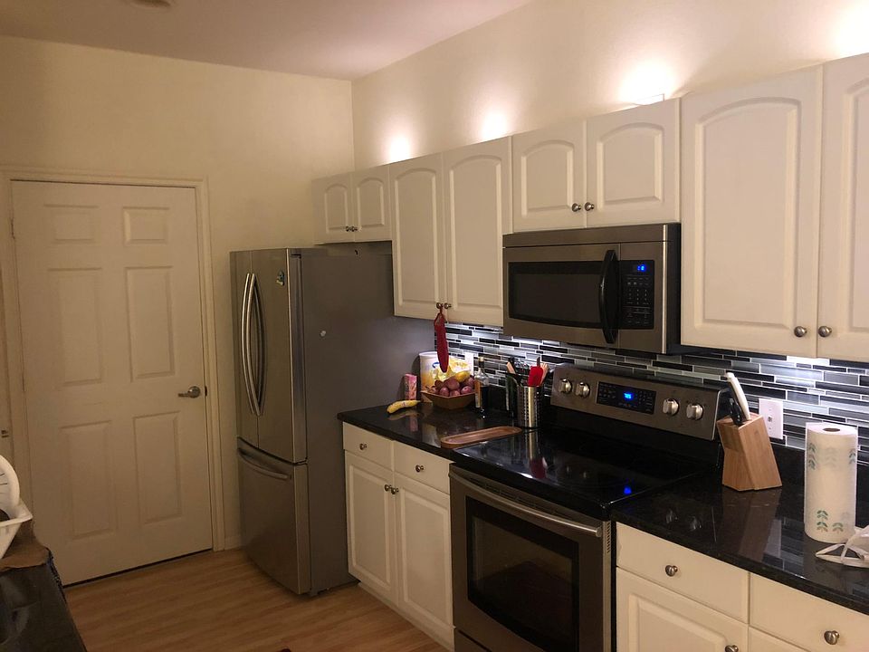 1st image of 860 N Orange Ave APT 114