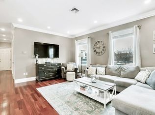 702 E 5th St APT 3, Boston, MA 02127