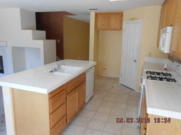 5th image of 2664 Maybrook Dr