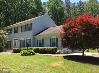 7 Countryside Dr, Fredericksburg, VA 22406
