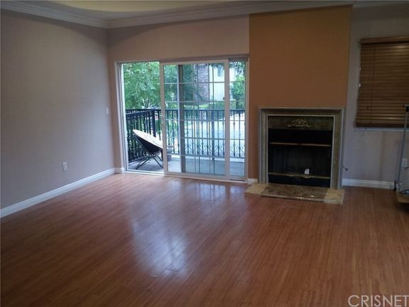 4th image of 1613 Grismer Ave APT 101