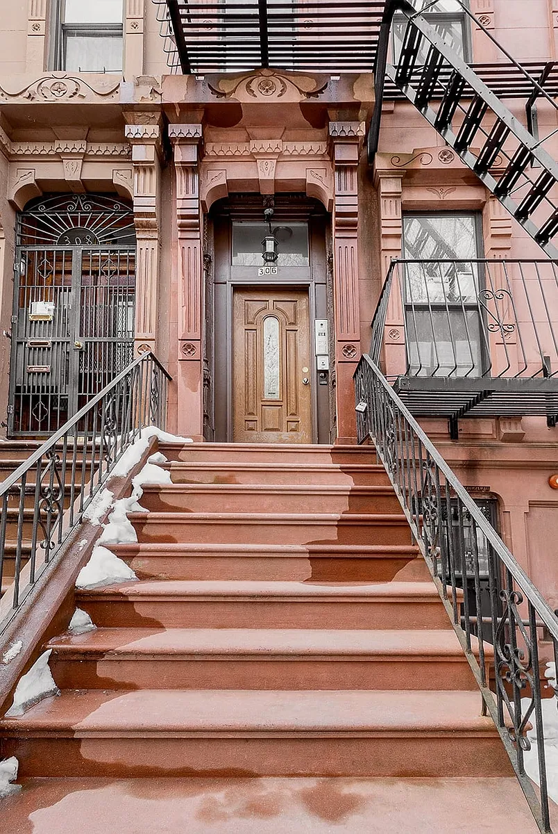 Building Photo - 306 Saint James Pl #2R