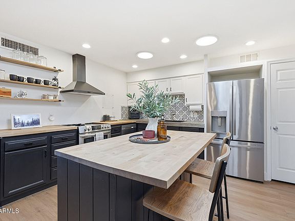 4th image of 3317 E BLOOMFIELD Road