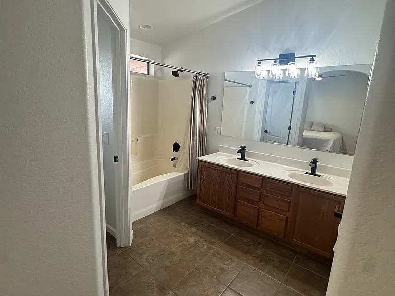2542 W Brandy Crest Dr — Photo 16