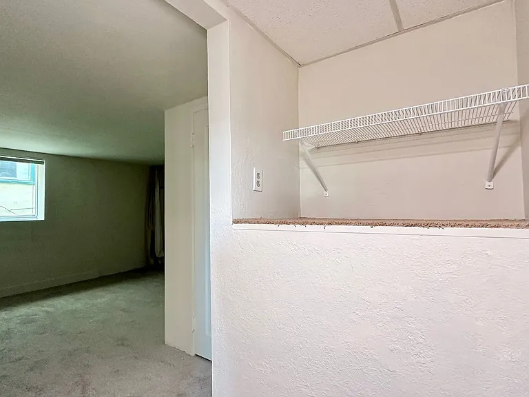 225 Nicholl Ave #B — Photo 11