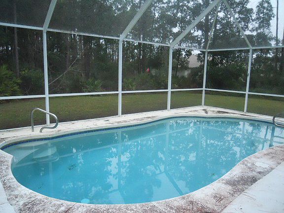 4th image of 33 Beauford Ln