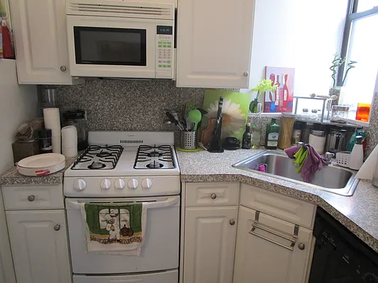 Rented by Rita S Citrin, LREB | media 44