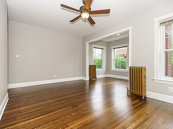 3rd image of 431 Wisconsin Ave APT 2