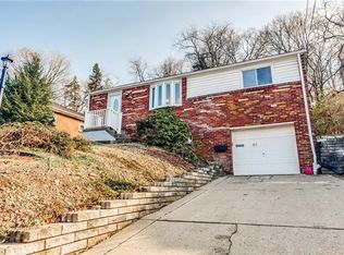 85 W Bruceton Rd, Pittsburgh, PA 15236