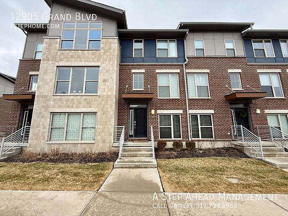 3rd image of 12905 Grand Blvd