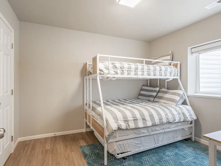 Summerland Twinhomes | Waterloo | Near Lost Island Waterpark — Photo 21