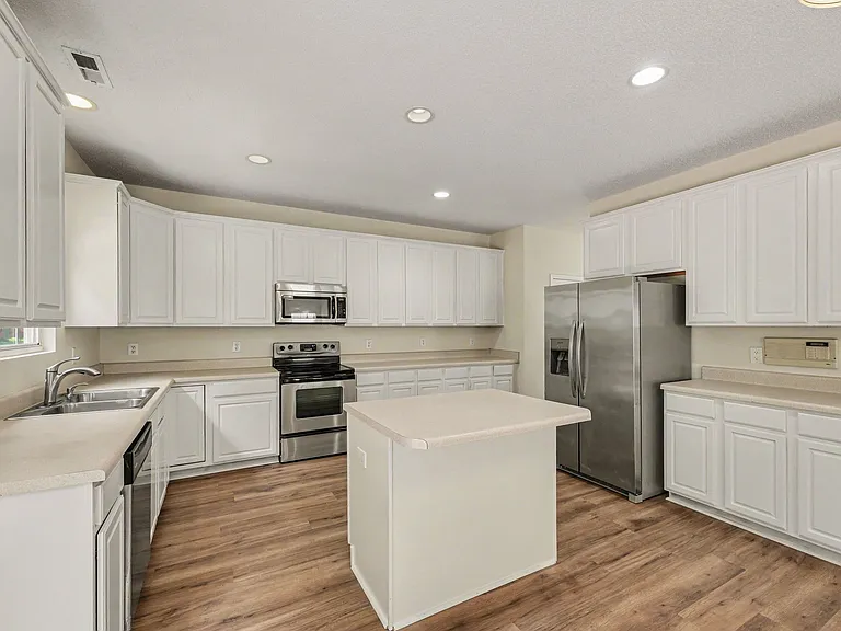 4419 Karlbrook Ln — Photo 9