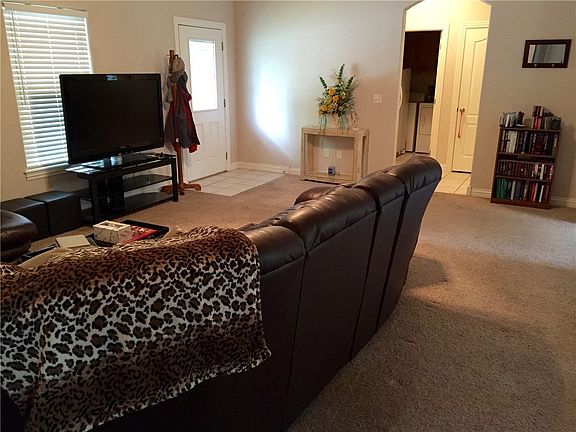 3rd image of 11 Saint Austell Dr