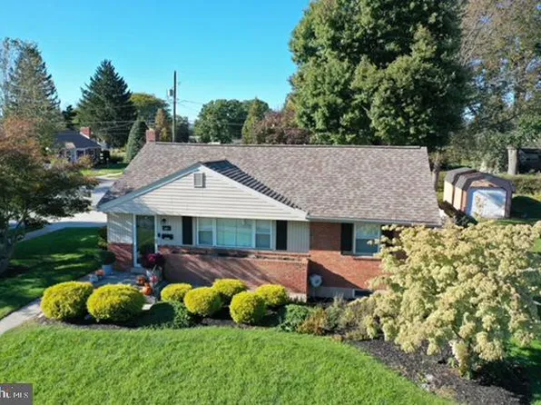 401 E Coover St, Mechanicsburg, PA 17055