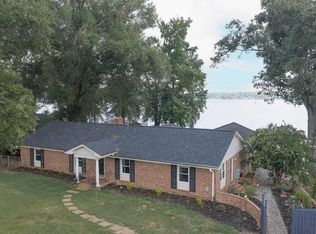 108 Cape Charles Ct, Ninety Six, SC 29666