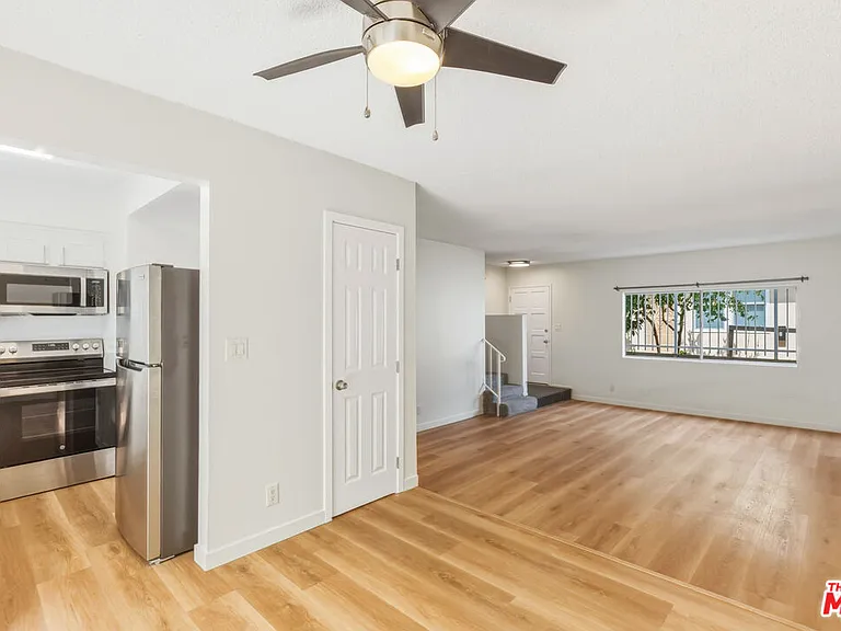 1330 Yale St #2 — Photo 10