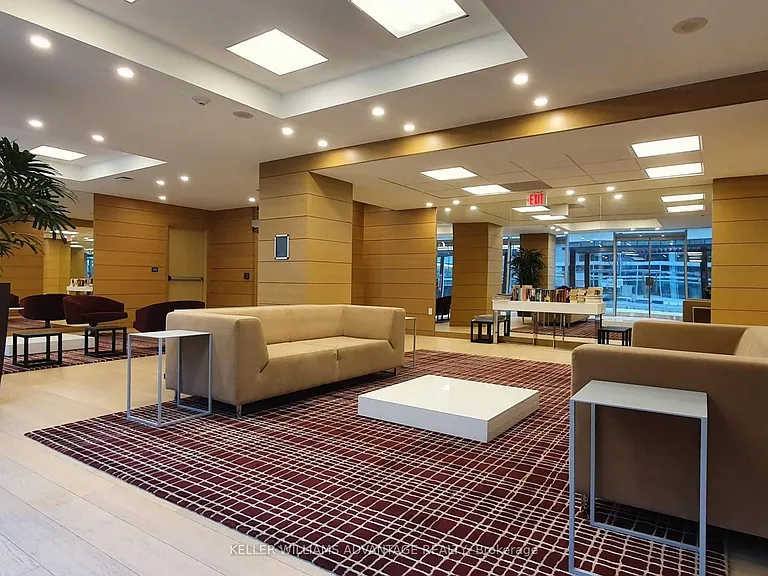 29 Queens Quay E #401 — Photo 2