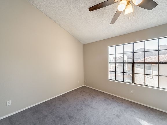 4th image of 921 W University Dr Unit 1055