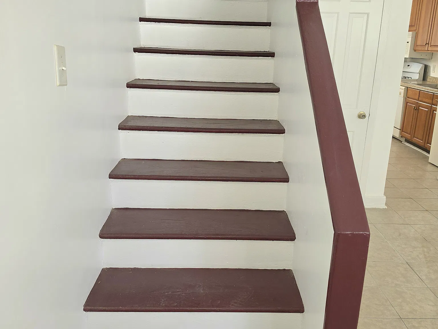 2 bed, 900 sqft, $1,800 — Photo 3