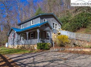 825 Niley Cook Rd, Blowing Rock, NC 28605