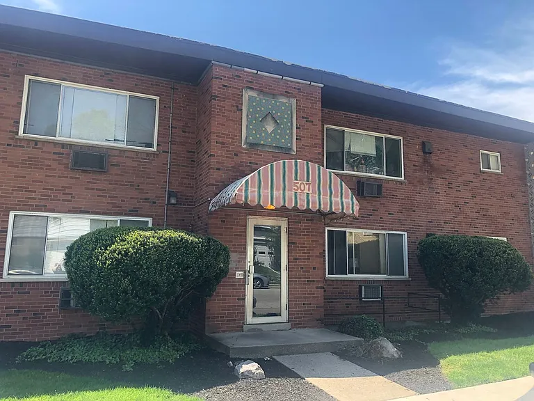 507 Lowell Ave — Photo 6