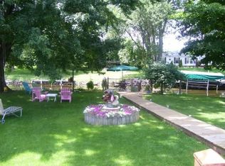 704 E Channel Dr, Coldwater, MI 49036