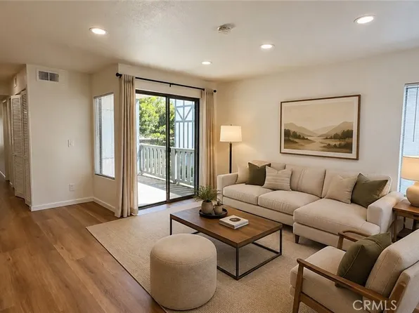 3044 W Cheryllyn Ln, Anaheim, CA 92804