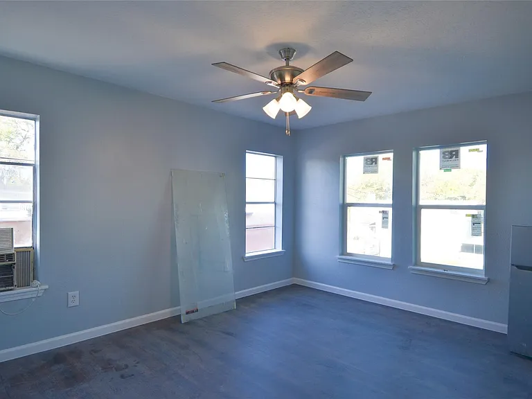 103 Cosmos St #3 — Photo 7