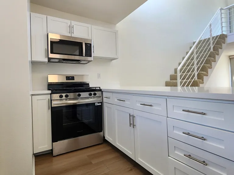 2120 S Bentley Ave #308 — Photo 14