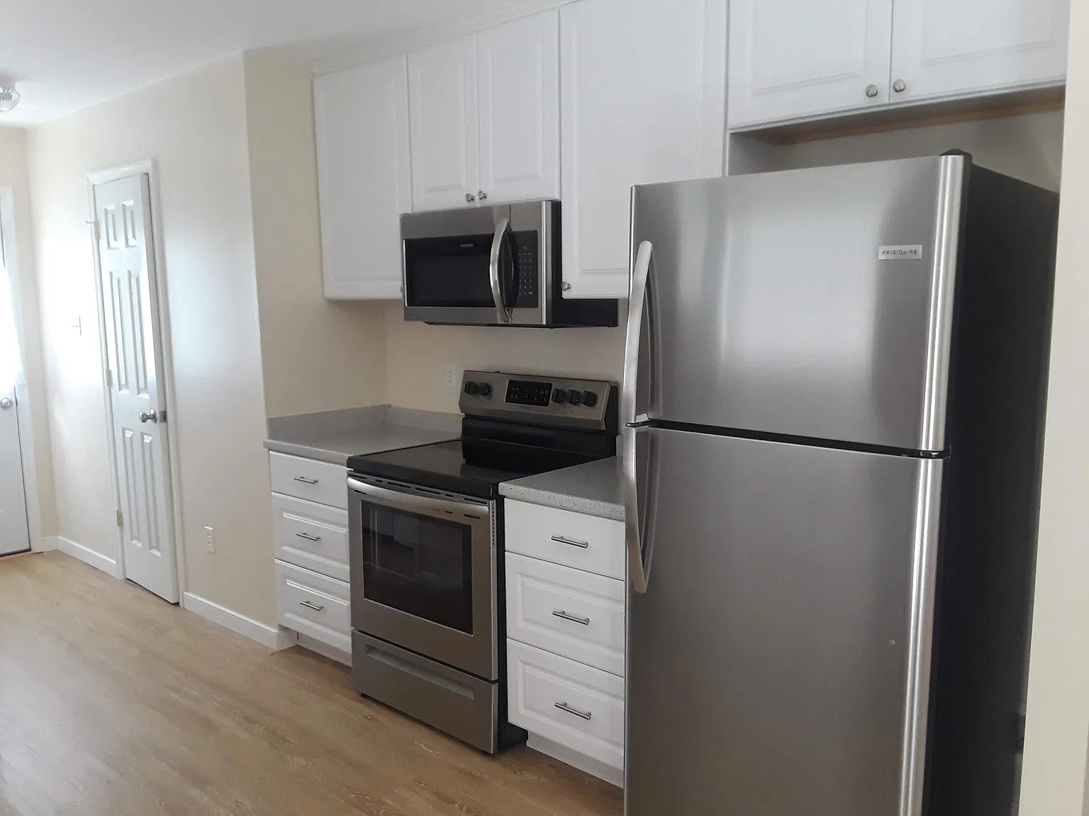2333 Old Church Rd — Photo 2