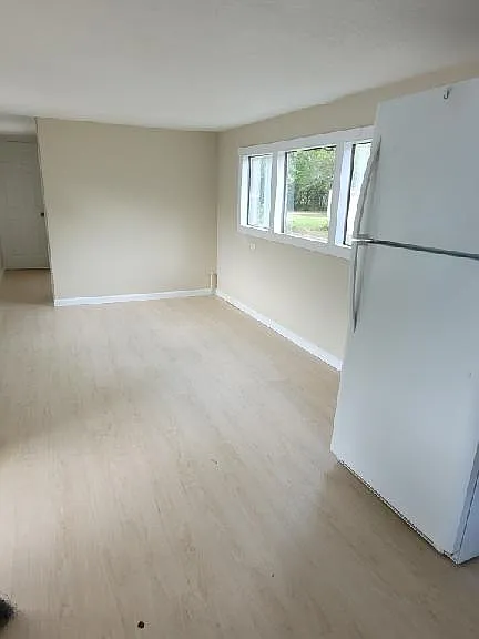 882 E Chestnut Ave — Photo 3