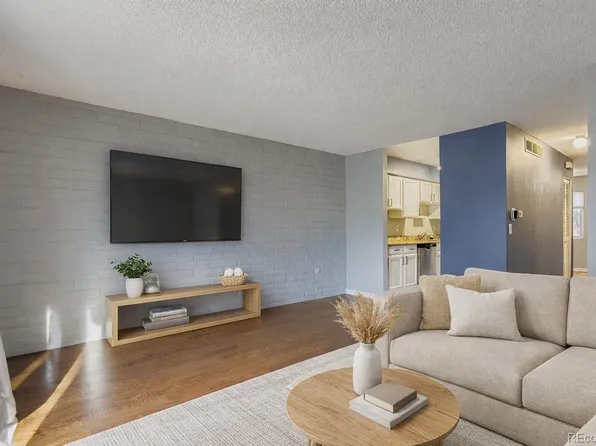 1060 S Parker Road #25, Denver, CO 80231
