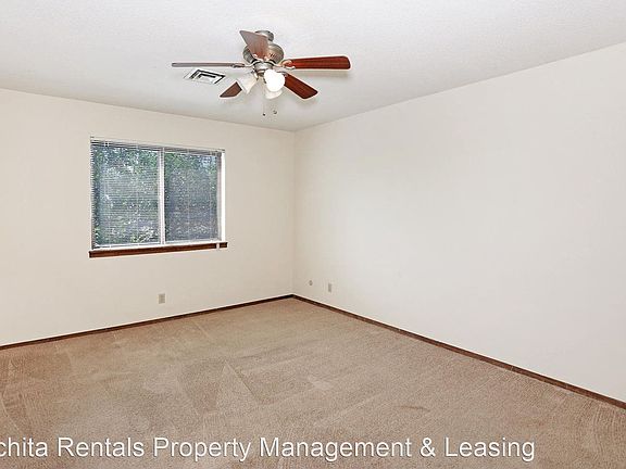 3rd image of 2045 S White Oak Dr