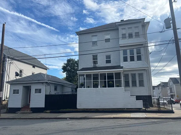 107-113 Palmer St, Fall River, MA 02724