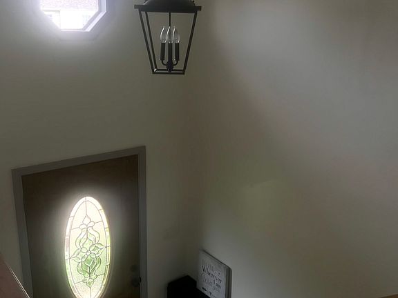 Entryway - updated fixtures