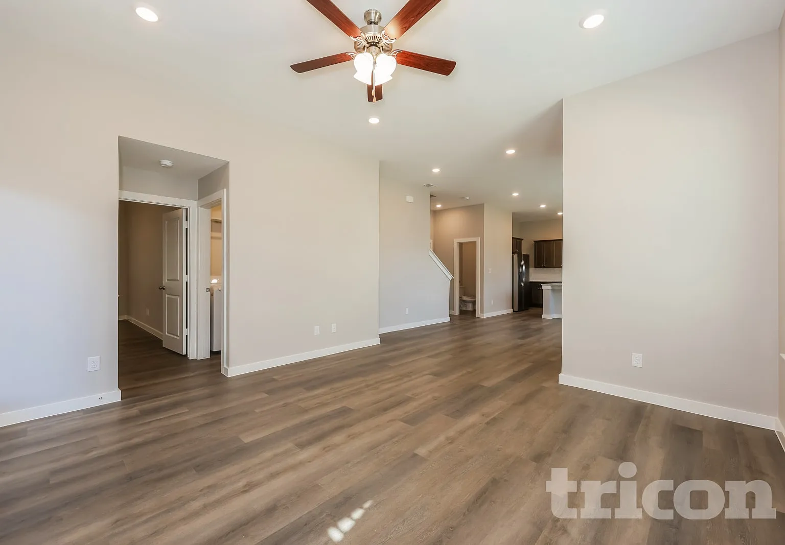 725 Painted Loon Drive Arlington TX — Photo 4