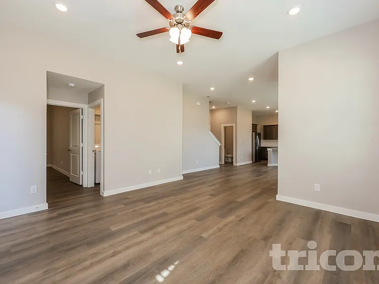 853 Summer Plum Way — Photo 4